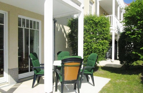 Ostseebad Kuhlungsborn Apartment | Dünenschloss H2 WE4: modern 3-room apartment close to the beach with large terrace