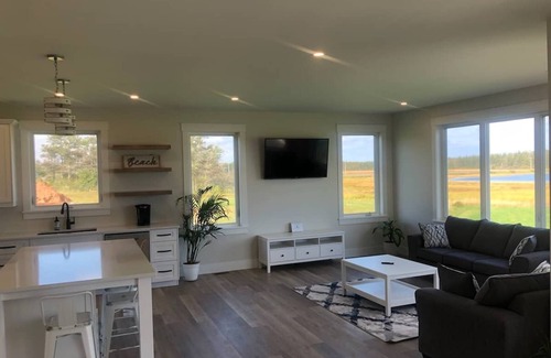 Brackley Beach House | Dunes View Cottage