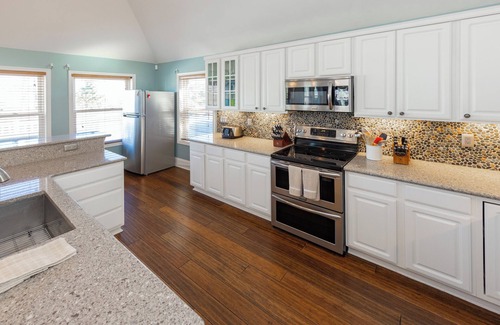 Sandbridge House | Dunescape- 7bdrm, Pool, Cabana, Hot Tub, Beach Access!