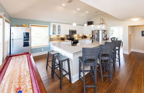Sandbridge House | Dunescape- 7bdrm, Pool, Cabana, Hot Tub, Beach Access!