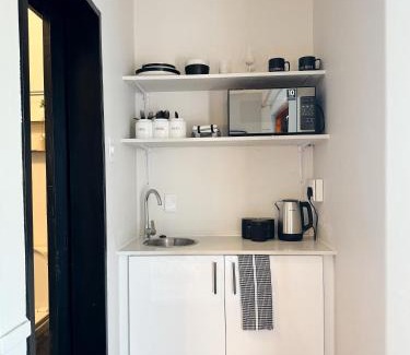 Muckleneuk House | DUNIYA HOMES