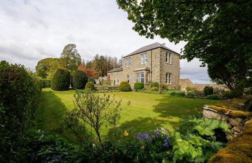 Hallington Bed & Breakfast | Dunns Houses Farmhouse B&B