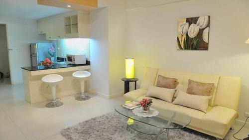 Phlabphla Apartment | Duplex 21 Apartment