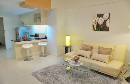 Phlabphla Apartment | Duplex 21 Apartment