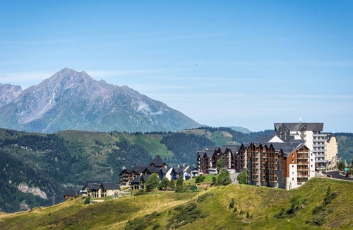 Peyragudes Apartment | Duplex Apartment Peyragudes 6 pers, ski-in access to slopes