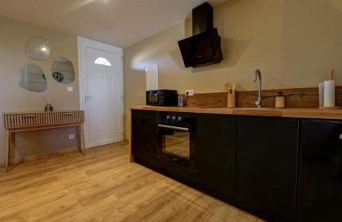 Les Echets Apartment | Duplex avec terrasse proche Pérouges Meximieux CNPE BUGEY