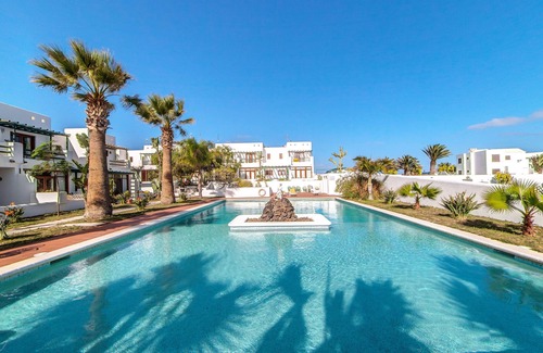 Charco del Palo Cottage | Duplex B13 in a quiet complex with swimming pool 150 m from the sea