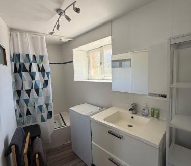 Plouguerneau Apartment | Duplex centre bourg à 5min des plages