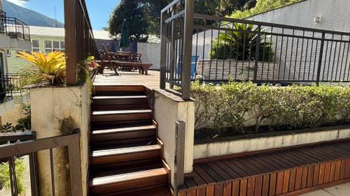 Itaipava Apartment | Duplex com garagem em Itaipava