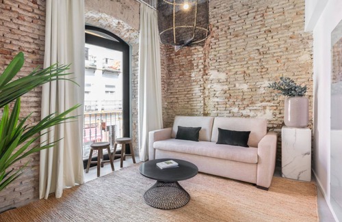 El Arenal Apartment | DUPLEX Exterior 2 bedroom - Open Space.