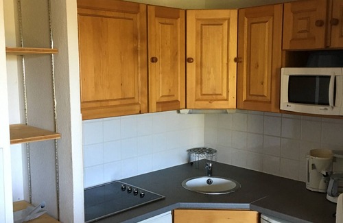 Besse-et-Saint-Anastaise Ski Chalet | Duplex apartment in family residence