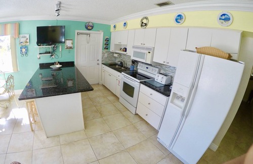 Marathon Villa | DUPLEX IN DUCK KEY, 2 Bedroom/2 Bath, W/Private 90' Dock, Trailer Storage
