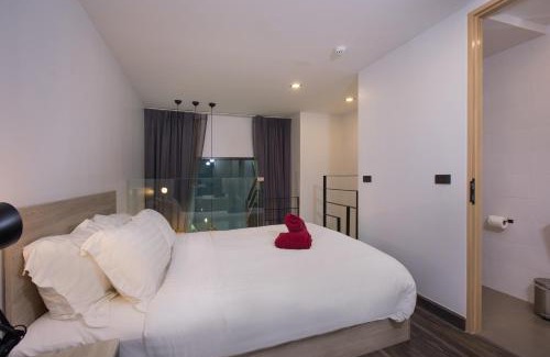 Rawai Apartment | Duplex Loft near Nai Harn Beach with Pools & Gym - Utopia Loft B125