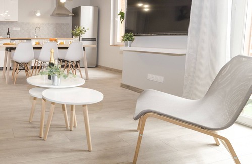 Clermont-Ferrand Apartment | Duplex Republique YourHostHelper