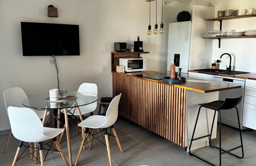 Mare Gailard Apartment | Duplex sea view with pool, Le Gosier 5 minutes from the beach!