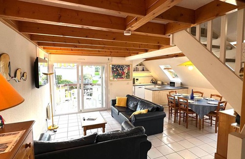 Carnac Apartment | Duplex T3 avec Piscine à 350m de la Plage – 6 Couchages, Balcon, Parkings, Proche Commerces