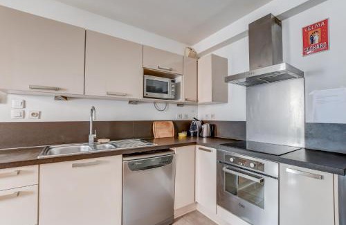 Saint-Cyprien Apartment | Duplex Tolosa - Pont-Neuf, Dôme de la Grave, 2 BDRs 85m2, AC, Free private car park 200m away - T3 85m2 avec clim, parking couvert gratuit à 200m