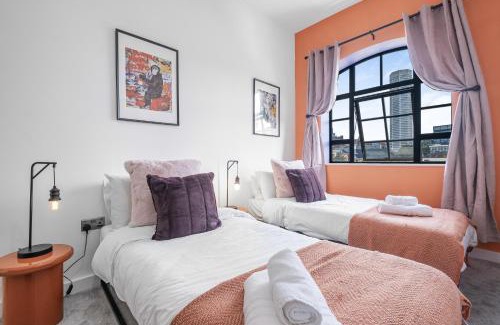 Birmingham City Centre House | Dusk House