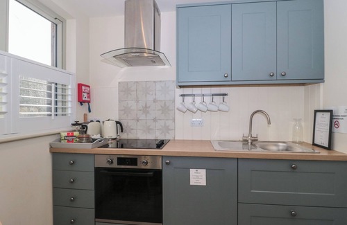 Lechlade Cottage | DUTCH 1, pet friendly, with a garden in Lechlade-On-Thames