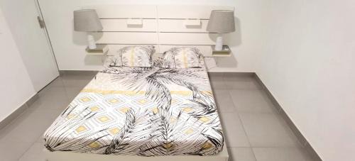 Oyster Pond Apartment | DV Real Philoxénia