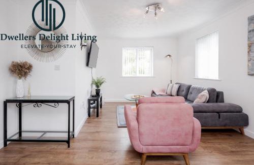 West Thurrock Apartment | Dwellers Delight Living Ltd Serviced Accommodation Charming 3 Bedroom Flat, Chafford Hundred, Grays with Free Parking & Wifi