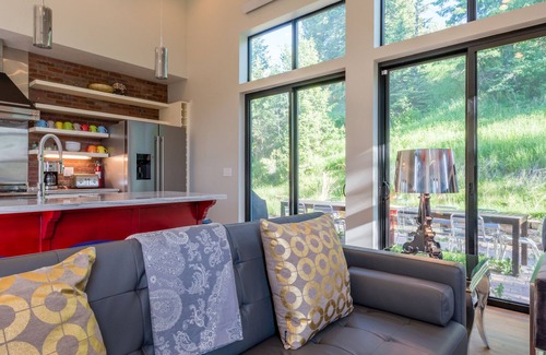 Jackson House | E Jackson in Modern Style w Jackson Hole Property Management