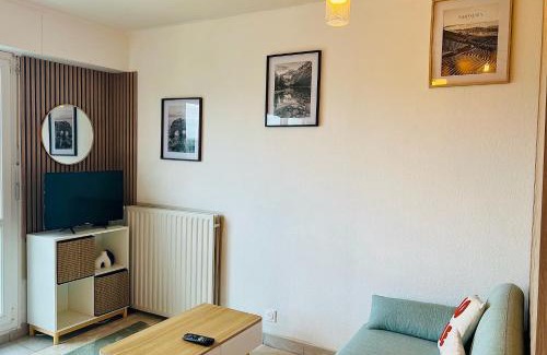 Beaulieu-Mangin Apartment | E&Y - Gare SNCF - Cité Congrès - Centre - Parking