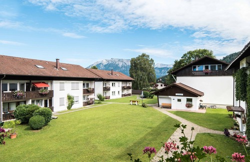 Oberaudorf Apartment | E4 Classic apartment*, 53sqm, balcony, suitable for allergy sufferers