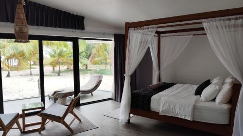 Kudat Villa | Eagle Bay Retreat Borneo Beach Villas Beach Front