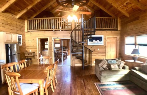Silt Cabin | Eagle - Colorado River Cabin with Hot tub!