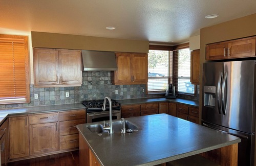 Redmond House | Eagle Crest Getaway