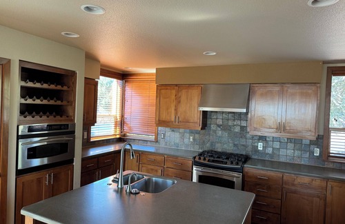Redmond House | Eagle Crest Getaway