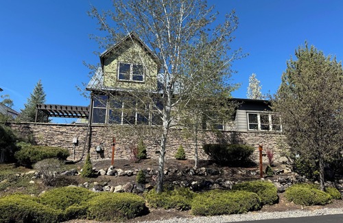 Redmond House | Eagle Crest Getaway