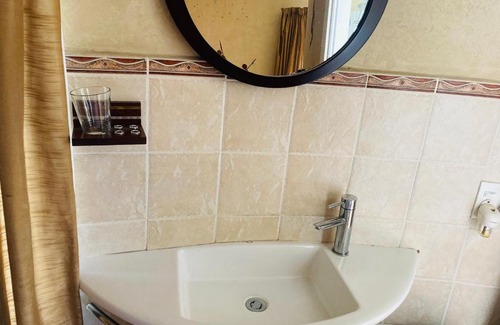 Edenvale House | Eagle Crest Special