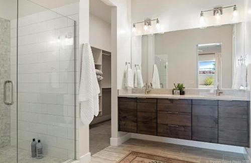 Washington House | Eagle On The 8th 2283 - 7 Bed, Private Pool- Hot Tub With Mounta