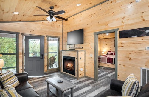 Cosby House | Eagle's Nest Hideaway