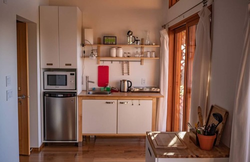 Central Okanagan Apartment | Eagle Studio 2 guests