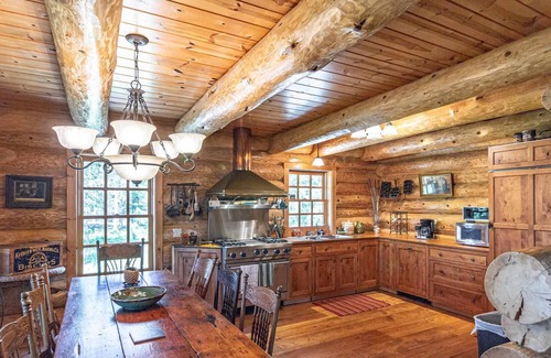 Ely House | Eagles Nest Lodge - Peace & tranquility defined, hand-scribed log home,
