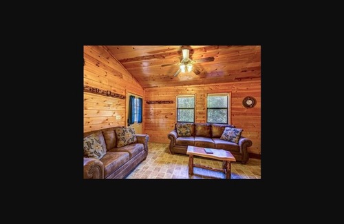 Broken Bow House | Eagles Nest