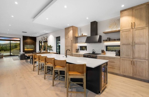 Emigrant House | Eagles Wings: Luxe Yellowstone Retreat |Condé Nast