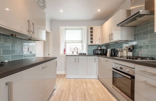 Earlsferry Ski Chalet | Earlslodge | Earlsferry