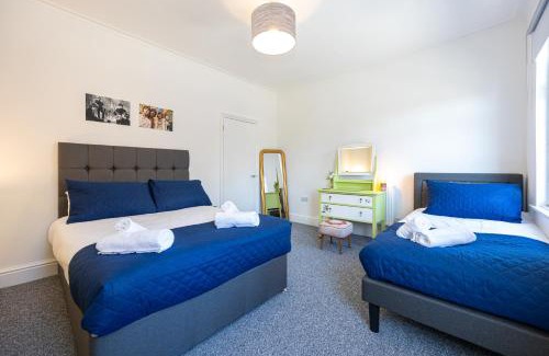 Liverpool House | Earp House - Air Host & Stay - Sleeps 7