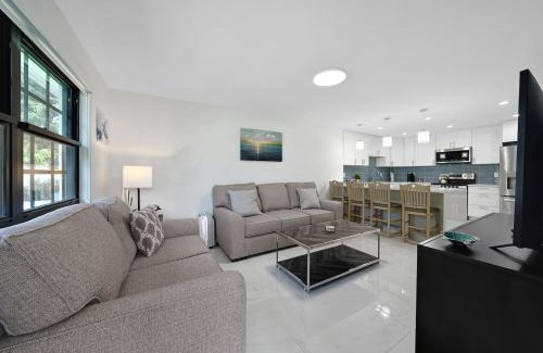 Melaleuca Gardens Apartment | East Beach Apart By Pmi Unit 2