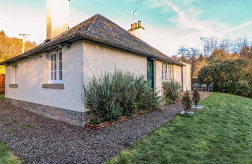 Cupar House | East Cottage - Tarvit