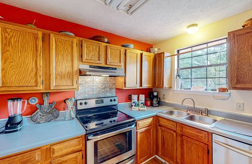 Nashville House | East End Harmony Retro Retreat | House in Nashville