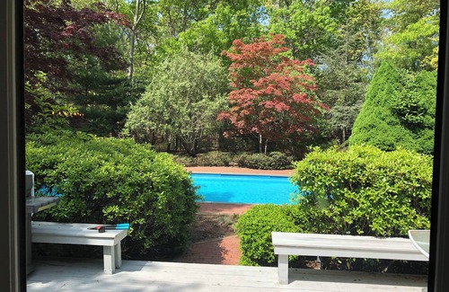 East Hampton House | East Hampton-Walk to Bay Beach from a Private Retreat