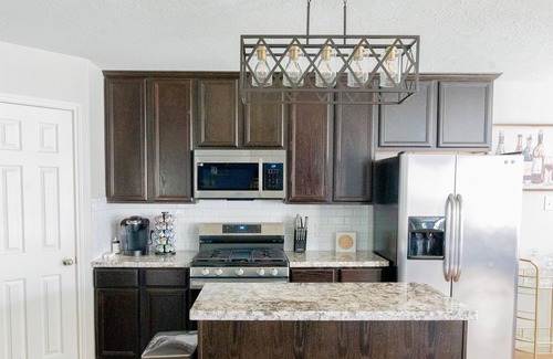 Northeast Houston House | East Houston Modern 4Br Home