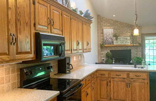 Idaho Falls House | East Idaho Garden Gateway with HOT TUB