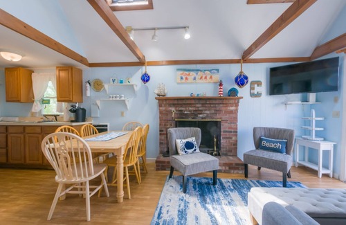 Sandwich Cottage | East Sandwich Escape—Deck, Beach & Summer Fun