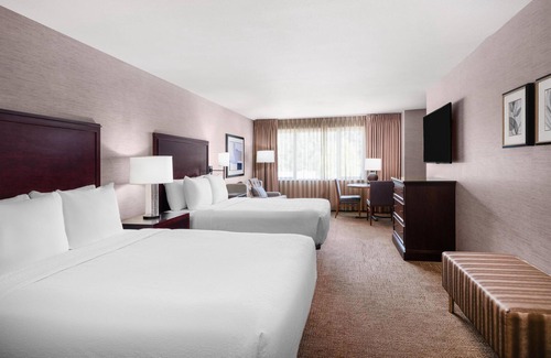 Lake Hills Hotel | Eastgate Hotel, BW Signature Collection